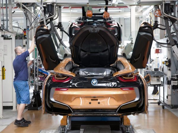Production BMW i8 Roadster in the BMW Group Plant Leipzig